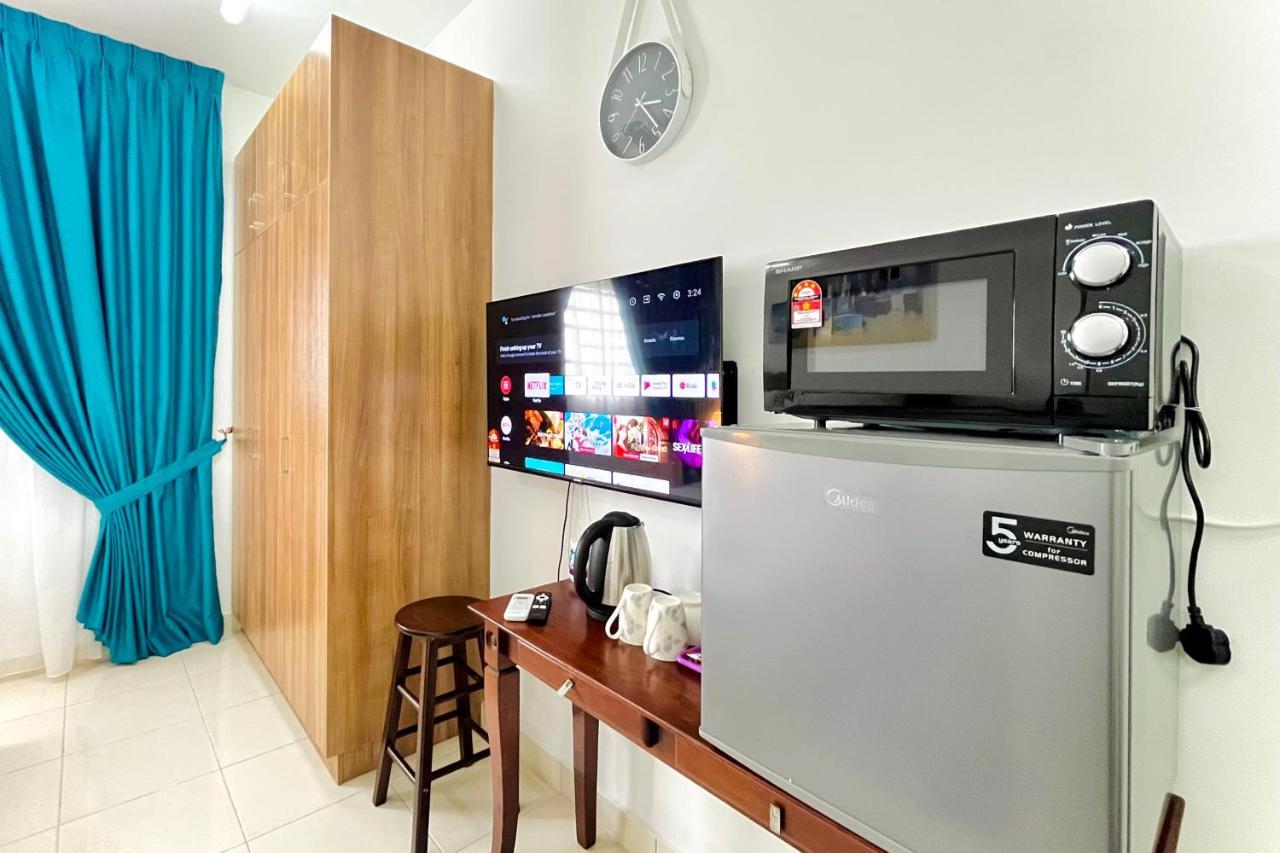 Alanis Studio Suite {Shortstay} Sepang Luaran gambar